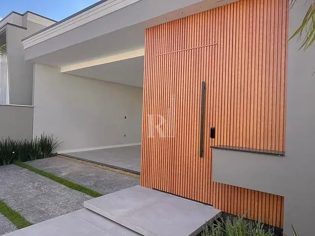 Casa com 240m² 2 quartos e 3 banheiros, à venda, no bairro Bosque da Mata em Tijucas