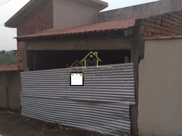 Casa com 311m² 3 quartos e 2 banheiros, à venda, no bairro Vila Campanha em Guaxupé