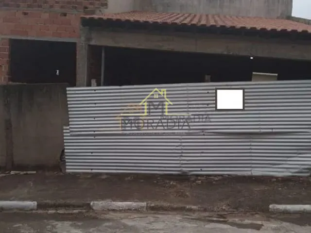 Casa com 311m² 3 quartos e 2 banheiros, à venda, no bairro Vila Campanha em Guaxupé