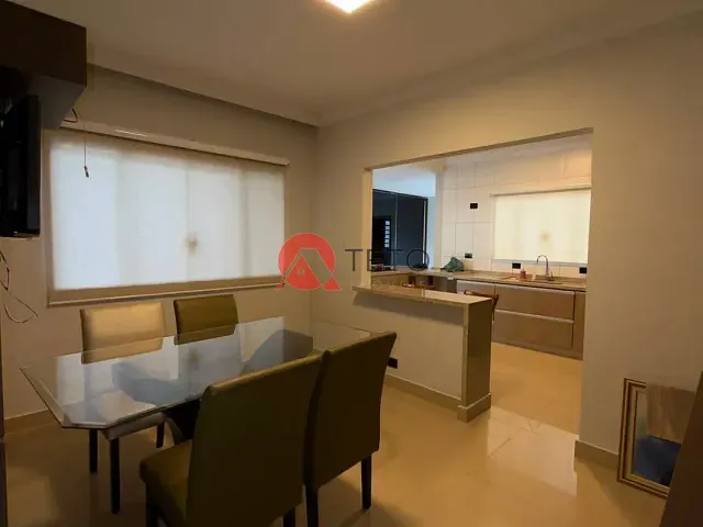 Casa com 403m² 3 quartos e 2 banheiros, para alugar, no bairro Jardim Social em Maringá
