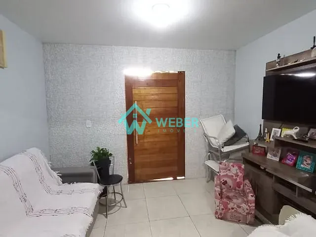Casa 3 quartos e 2 banheiros, à venda, no bairro Canudos em Novo Hamburgo