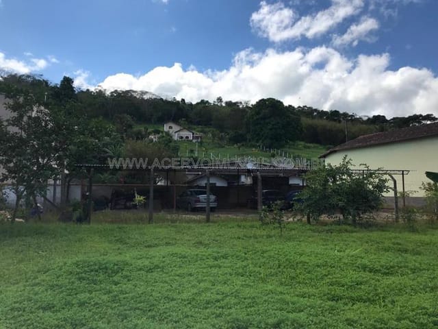 Casa com 4000m² 7 quartos e 3 banheiros, à venda, no bairro Centro em Matias Barbosa