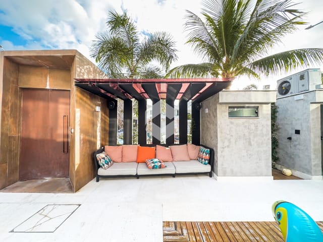 Casa com 350m² 4 quartos e 6 banheiros, à venda, no bairro Recreio dos Bandeirantes em Rio de Janeiro