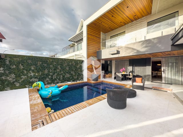 Casa com 350m² 4 quartos e 6 banheiros, à venda, no bairro Recreio dos Bandeirantes em Rio de Janeiro