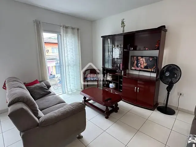 Casa 3 quartos e 2 banheiros, à venda, no bairro Enseada em Guarujá