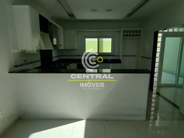 Casa 3 quartos e 2 banheiros, à venda ou para alugar, no bairro Manilha em Itaboraí