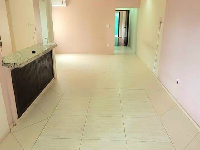 Casa com 244m² 2 quartos e 1 banheiro, à venda, no bairro Mogi Moderno em Mogi das Cruzes