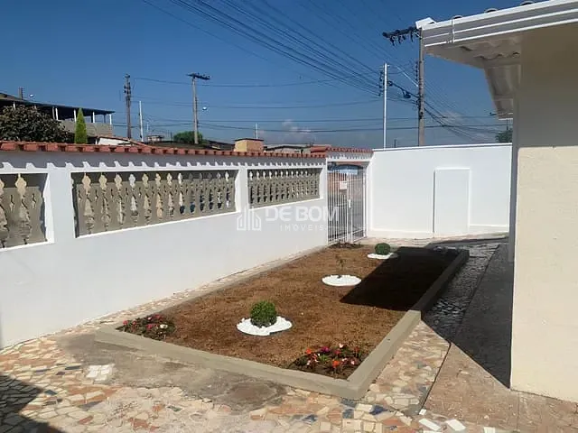 Casa com 255m² 2 quartos e 1 banheiro, à venda, no bairro Conjunto Habitacional Pedro Afonso Junqueira em Poços de Caldas
