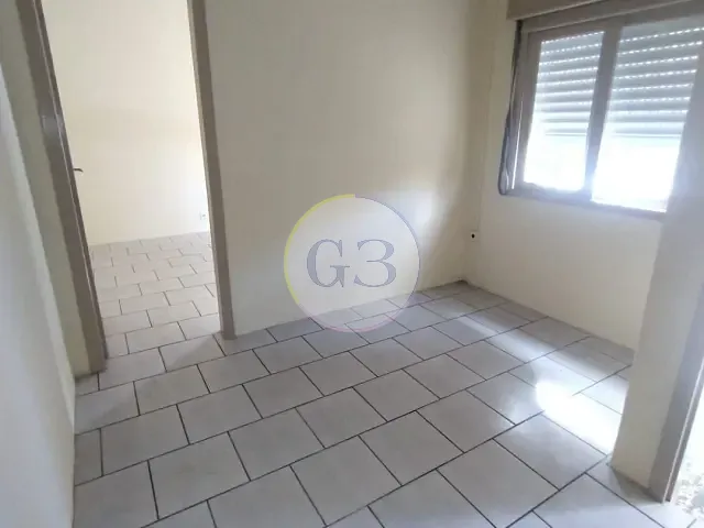 Casa 2 quartos e 1 banheiro, para alugar, no bairro Centro em Rio Grande
