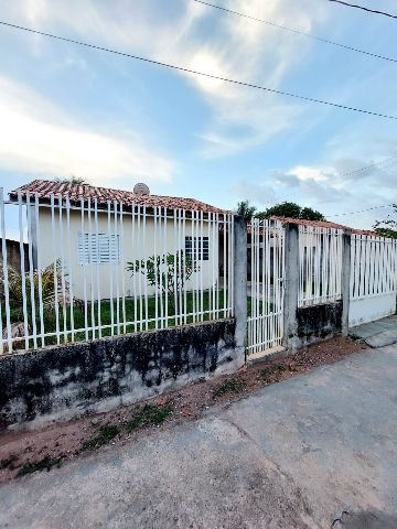 Casa 3 quartos e 1 banheiro, à venda, no bairro Residencial das Palmeiras em Nova Mutum