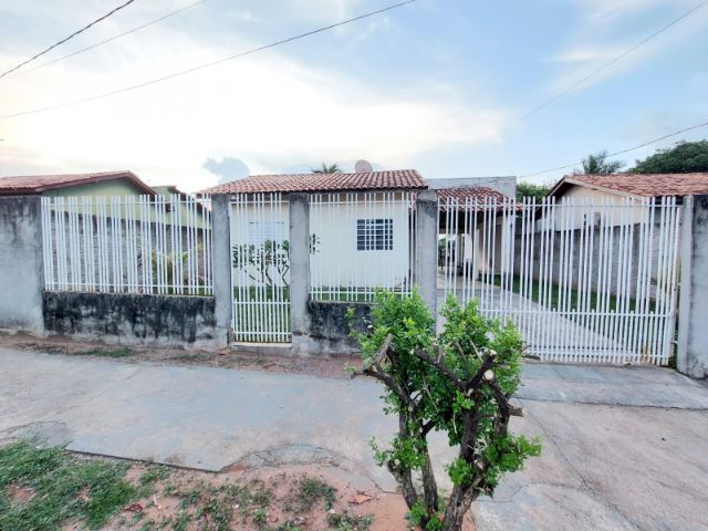 Casa 3 quartos e 1 banheiro, à venda, no bairro Residencial das Palmeiras em Nova Mutum