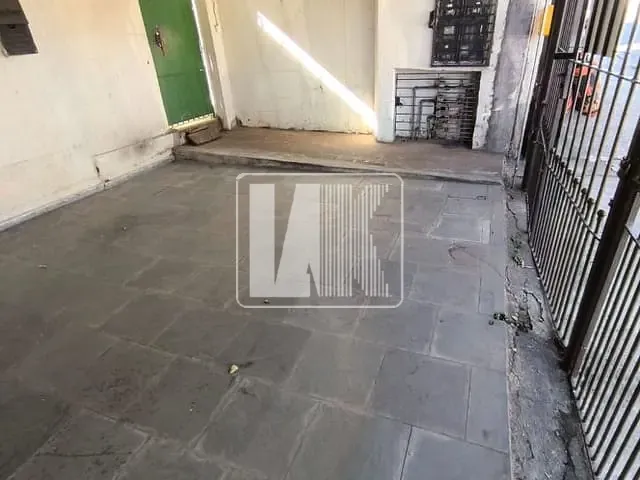 Casa com 40m² 1 quarto e 1 banheiro, para alugar, no bairro Vila Palmares em Santo André