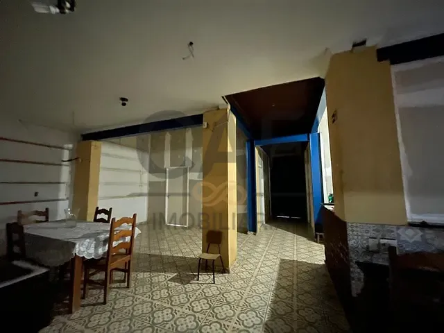 Casa com 813m², à venda, no bairro Centro em Amparo