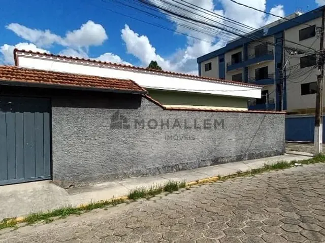 Casa com 200m² 3 quartos e 1 banheiro, à venda, no bairro São Judas Tadeu em Itajubá