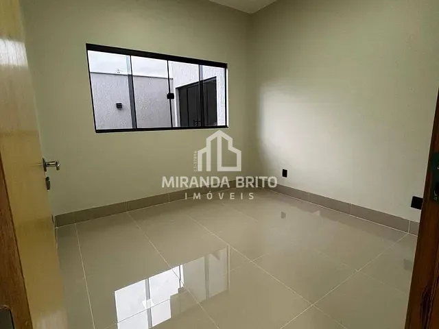 Casa 3 quartos e 2 banheiros, à venda, no bairro Vila Oliveira em Aparecida de Goiânia