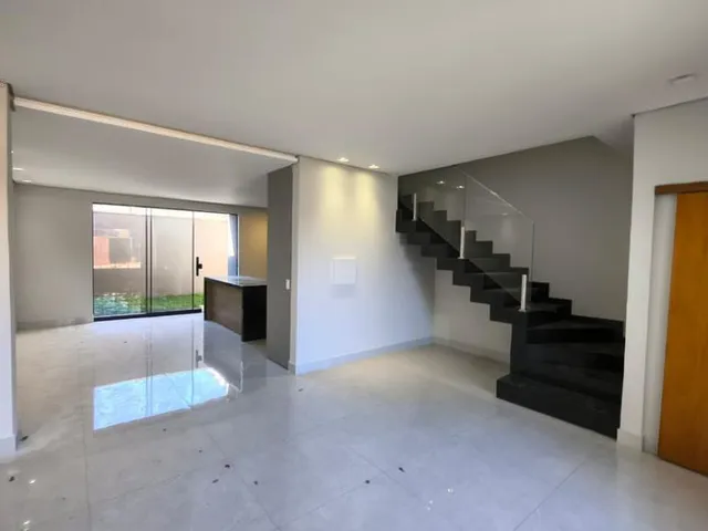 Casa com 137m² 3 quartos e 3 banheiros, à venda, no bairro Jardim Ecoville I em Cambé