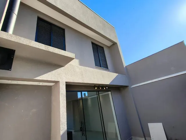 Casa com 137m² 3 quartos e 3 banheiros, à venda, no bairro Jardim Ecoville I em Cambé