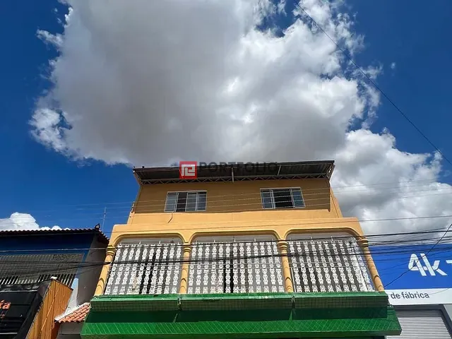Sobrado com 223m², à venda, no bairro Setor Campinas em Goiânia
