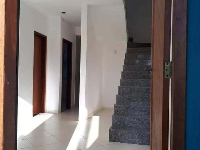 Casa 3 quartos e 2 banheiros, à venda, no bairro Maria Turri em Rio das Ostras