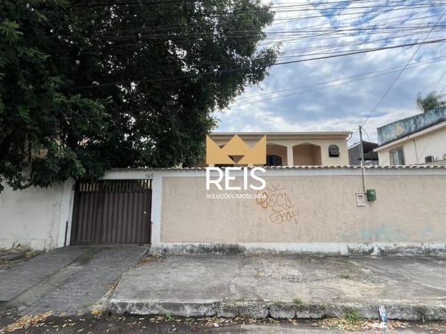 Casa com 204m² 3 quartos e 1 banheiro, à venda, no bairro Campo Grande em Rio de Janeiro