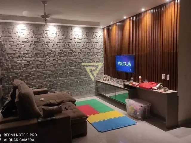 Casa com 336m² 3 quartos e 3 banheiros, à venda, no bairro Parque Residencial Cândido Portinari em Ribeirão Preto