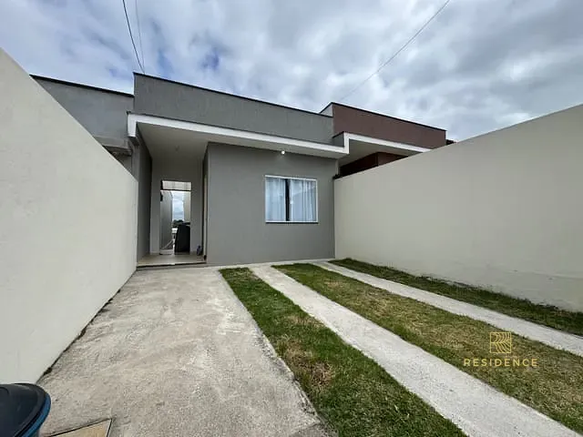 Casa 2 quartos e 2 banheiros, à venda, no bairro Roma em Volta Redonda
