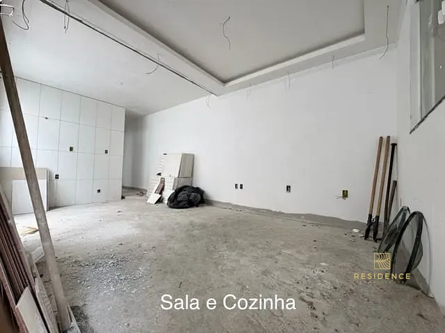 Casa 2 quartos e 2 banheiros, à venda, no bairro Roma em Volta Redonda