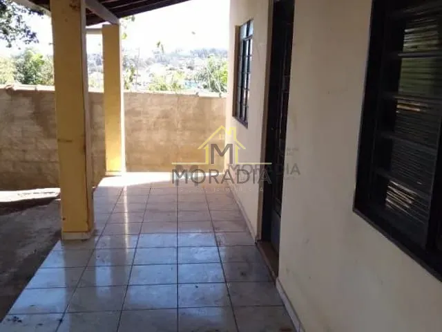 Casa com 567m², à venda, no bairro Vila Coragem em Guaxupé