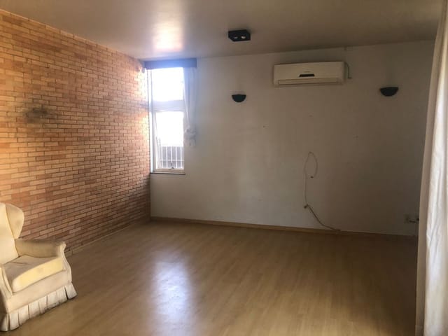 Casa com 400m² 6 quartos e 3 banheiros, à venda, no bairro Perpétuo Socorro em São João da Boa Vista