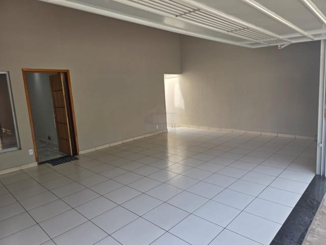 Casa com 150m² 2 quartos e 2 banheiros, à venda, no bairro Jardim Residencial Veneza em Indaiatuba