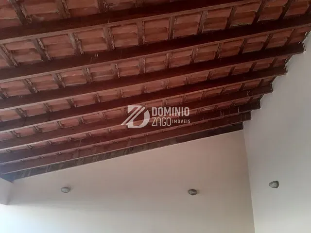 Casa com 300m² 3 quartos e 4 banheiros, à venda, no bairro Vila Alvorada em Uberaba