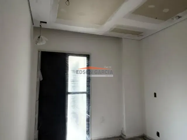 Casa 3 quartos e 3 banheiros, à venda, no bairro Jardim Novo Horizonte em Sorocaba