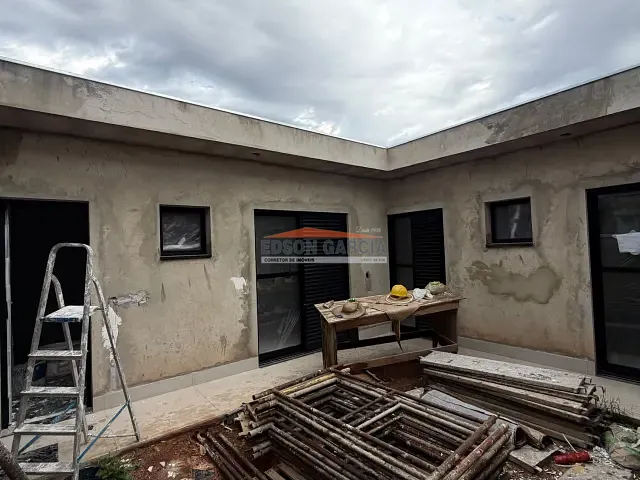 Casa 3 quartos e 3 banheiros, à venda, no bairro Jardim Novo Horizonte em Sorocaba