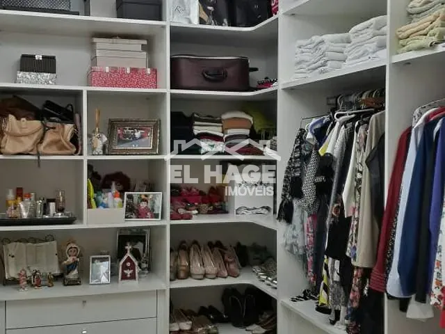 Casa com 607m² 3 quartos e 5 banheiros, à venda, no bairro Parque Universitário em Cuiabá