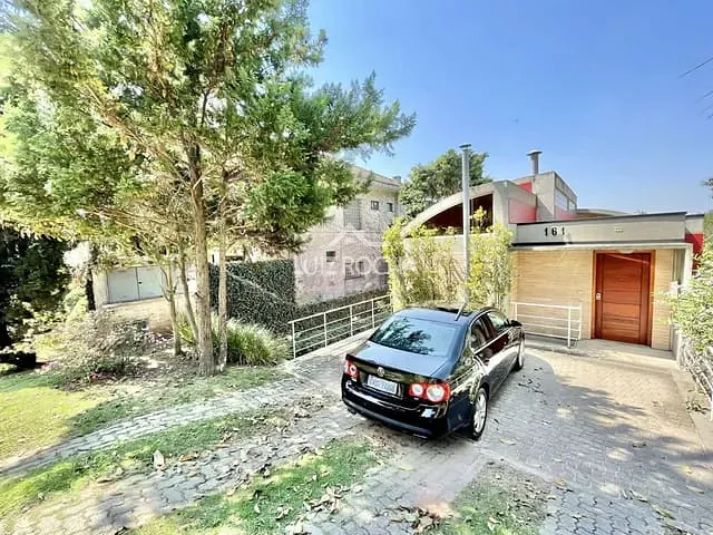 Casa com 744m² 3 quartos e 4 banheiros, à venda, no bairro Palos Verdes em Cotia