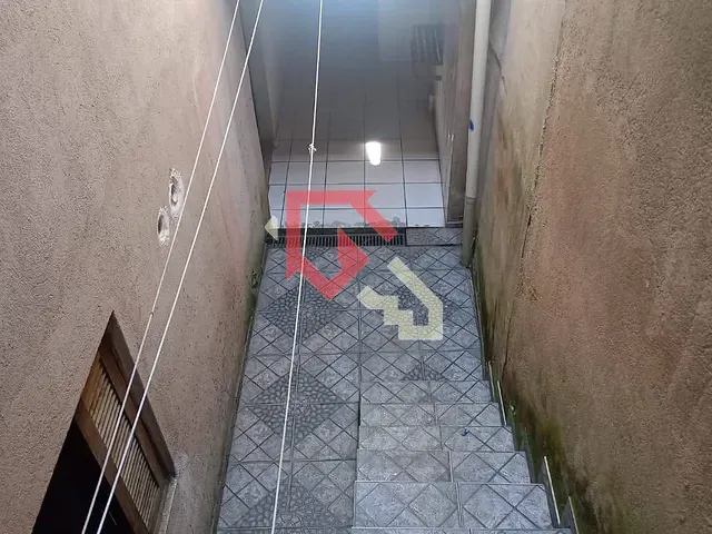 Casa 2 quartos e 1 banheiro, para alugar, no bairro Vila Nova Mauá em Mauá