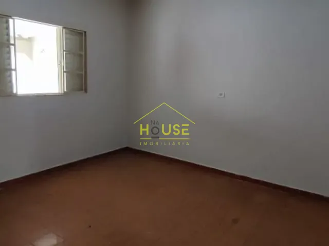 Casa com 580m², à venda, no bairro Vila América em Votuporanga