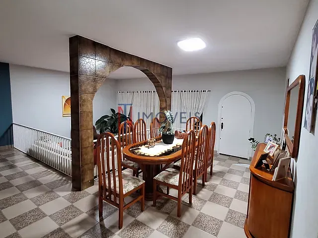 Casa com 610m² 4 quartos e 5 banheiros, à venda, no bairro Loteamento Jardim Morumbi em Atibaia