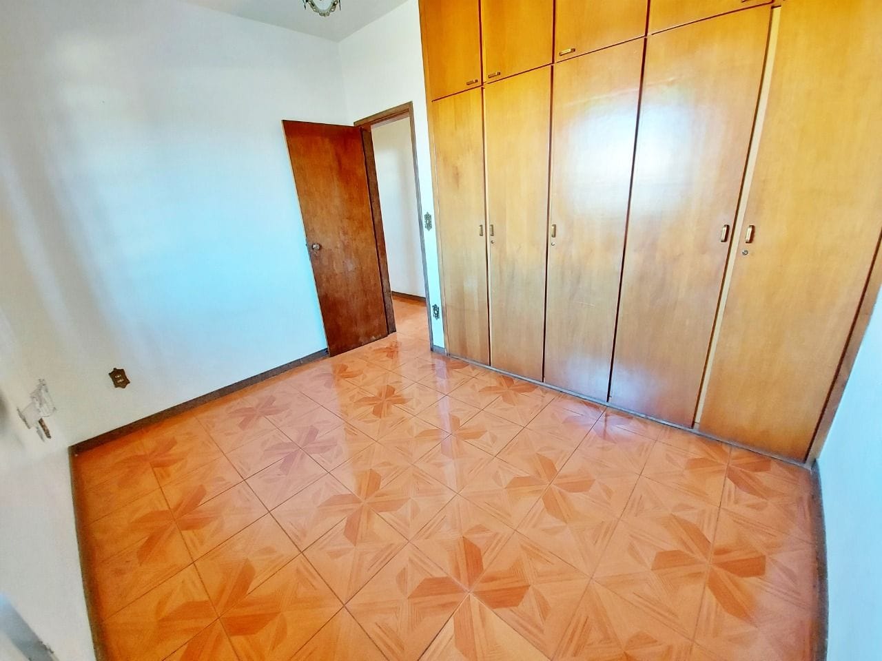 Casa à venda, 03 quartos, no bairro Santo André, Belo Horizonte, MG