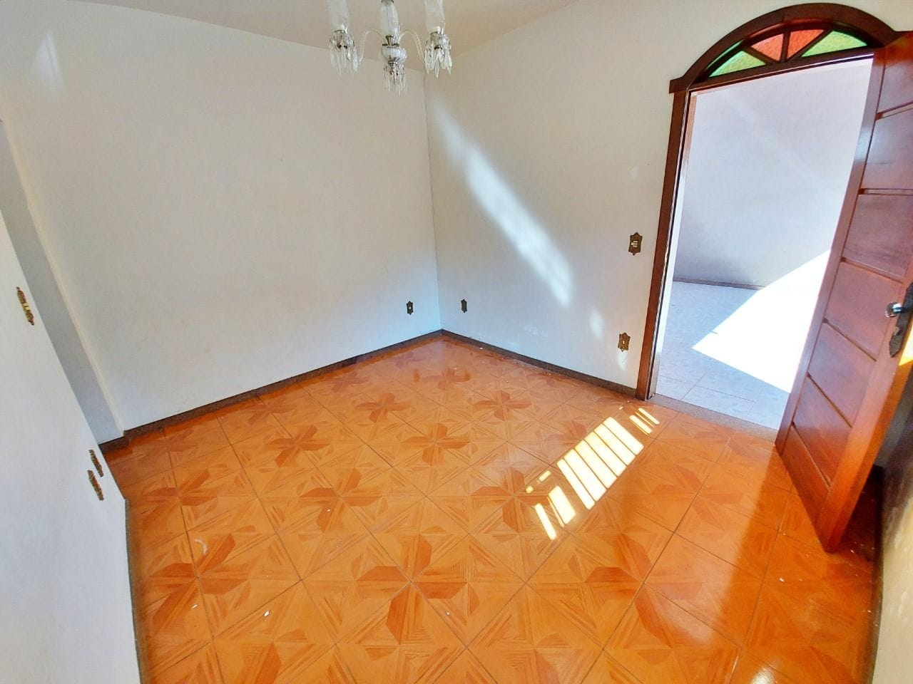 Casa à venda, 03 quartos, no bairro Santo André, Belo Horizonte, MG