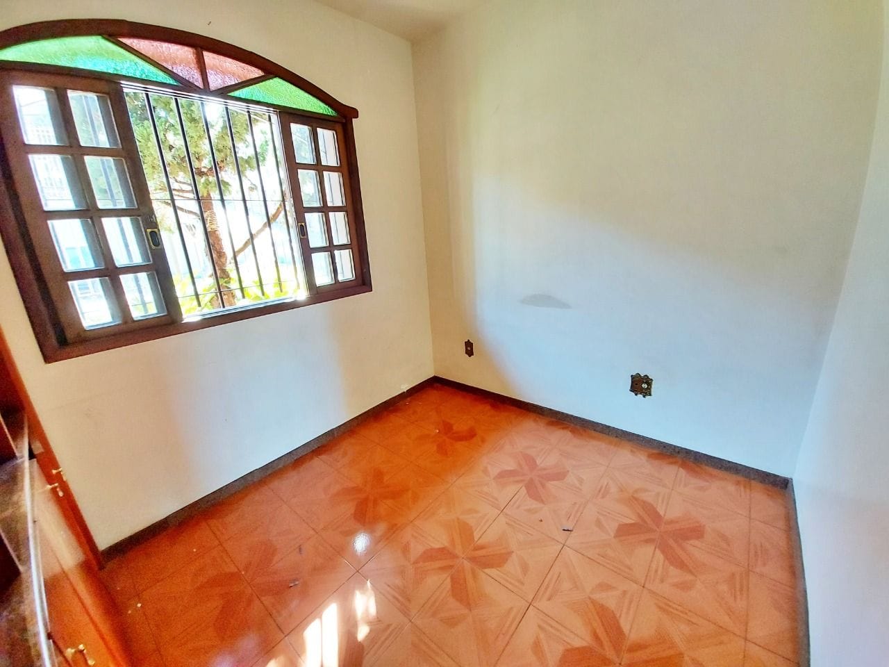 Casa à venda, 03 quartos, no bairro Santo André, Belo Horizonte, MG