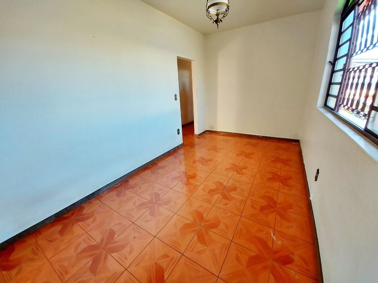 Casa à venda, 03 quartos, no bairro Santo André, Belo Horizonte, MG