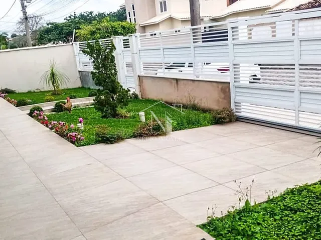 Casa com 450m² 3 quartos e 3 banheiros, à venda, no bairro Centro em Maricá