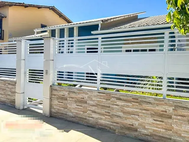 Casa com 450m² 3 quartos e 3 banheiros, à venda, no bairro Centro em Maricá