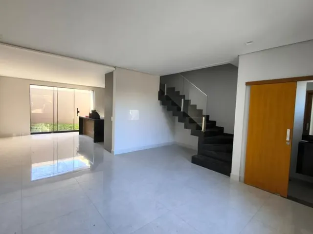 Casa com 137m² 3 quartos e 3 banheiros, à venda, no bairro Jardim Ecoville I em Cambé