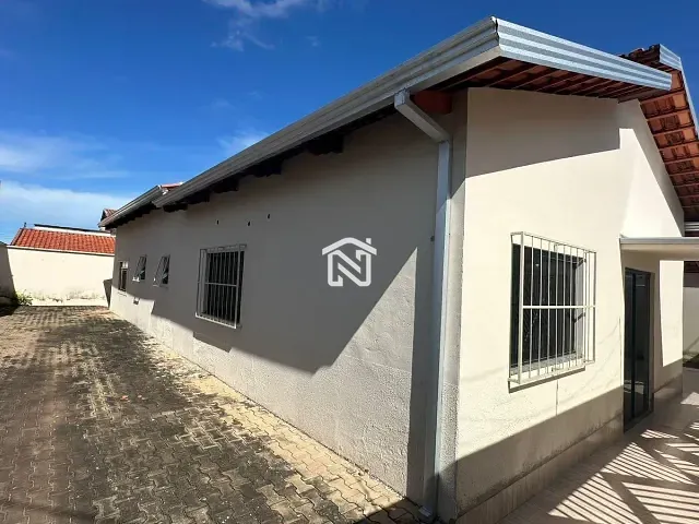 Casa com 360m² 3 quartos e 2 banheiros, para alugar, no bairro Setor Centro em Paraíso do Tocantins