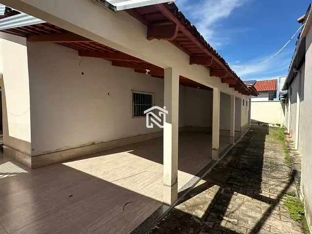Casa com 360m² 3 quartos e 2 banheiros, para alugar, no bairro Setor Centro em Paraíso do Tocantins