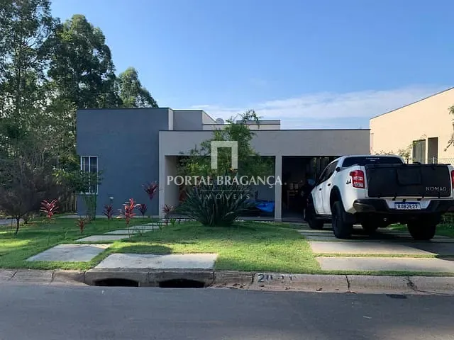 Casa com 542m² 4 quartos e 5 banheiros, à venda, no bairro Condomínio Residencial Campos do Conde em Bragança Paulista
