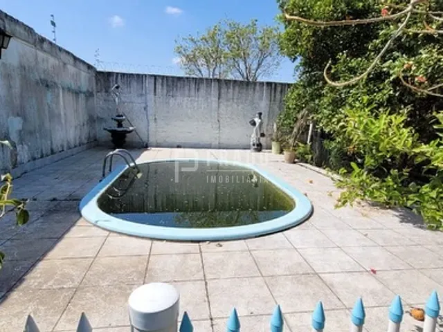 Casa com 280m² 2 quartos e 1 banheiro, à venda, no bairro Fragata em Pelotas