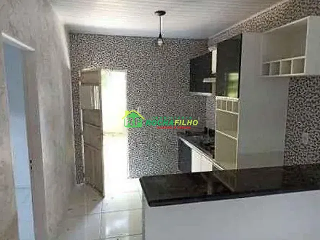 Casa com 110m² 2 quartos e 1 banheiro, à venda, no bairro Vale Quem Tem em Teresina